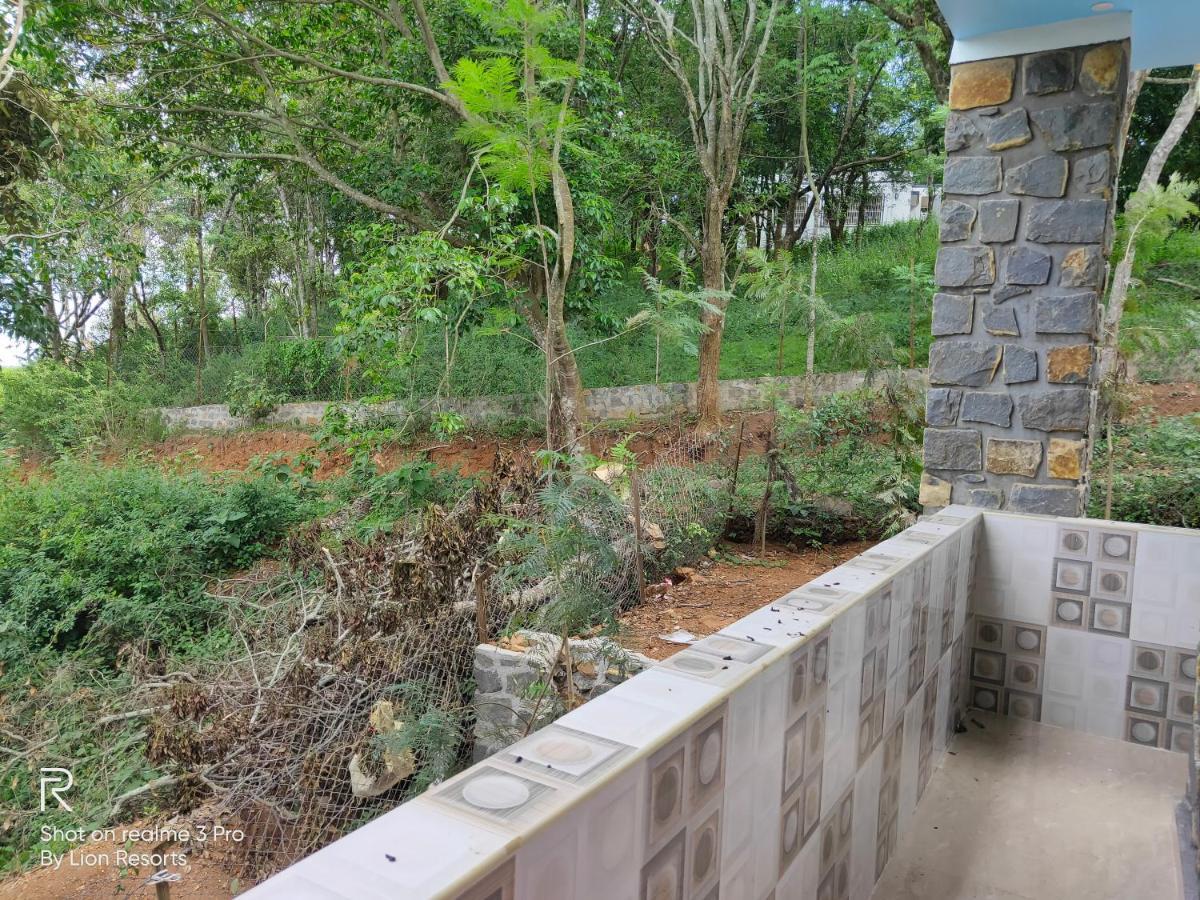 Lion Resort Hill View Ambatturai Exterior photo